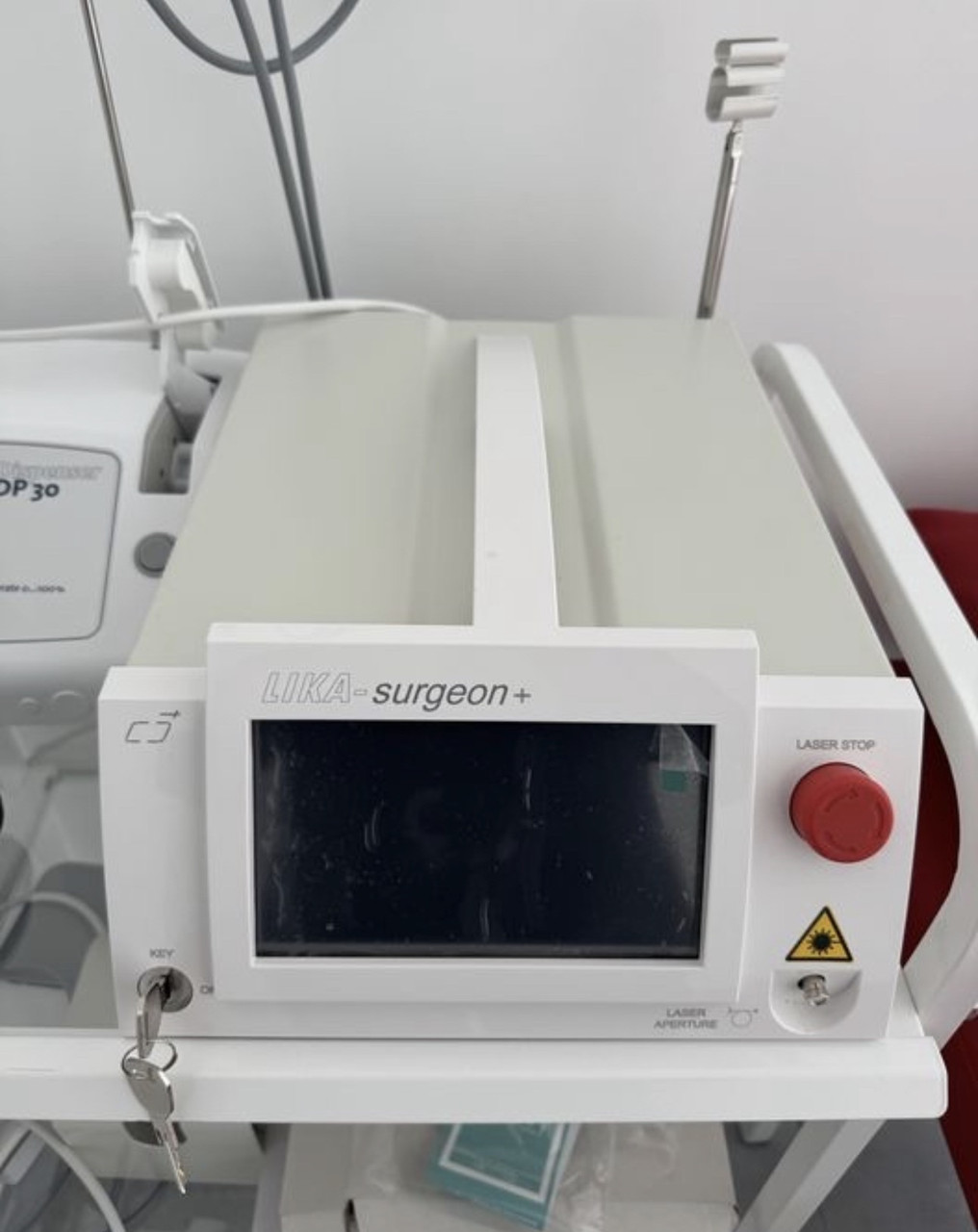 Лазер хірургічний діодний «LIKA-surgeon +» 1940 нм, 10 Вт для флебології