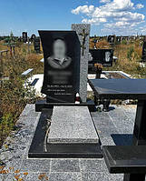 Комбинированый памятник из гранита габбро и покост 1