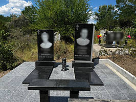 Вертикальные памятники из гранита 1