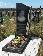 Памятник фигурный из гранита 1