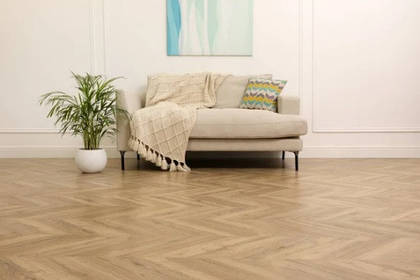 Реставрація та відновлення старого паркету: комплексний підхід з іспанськими матеріалами ТМ Adesiv.