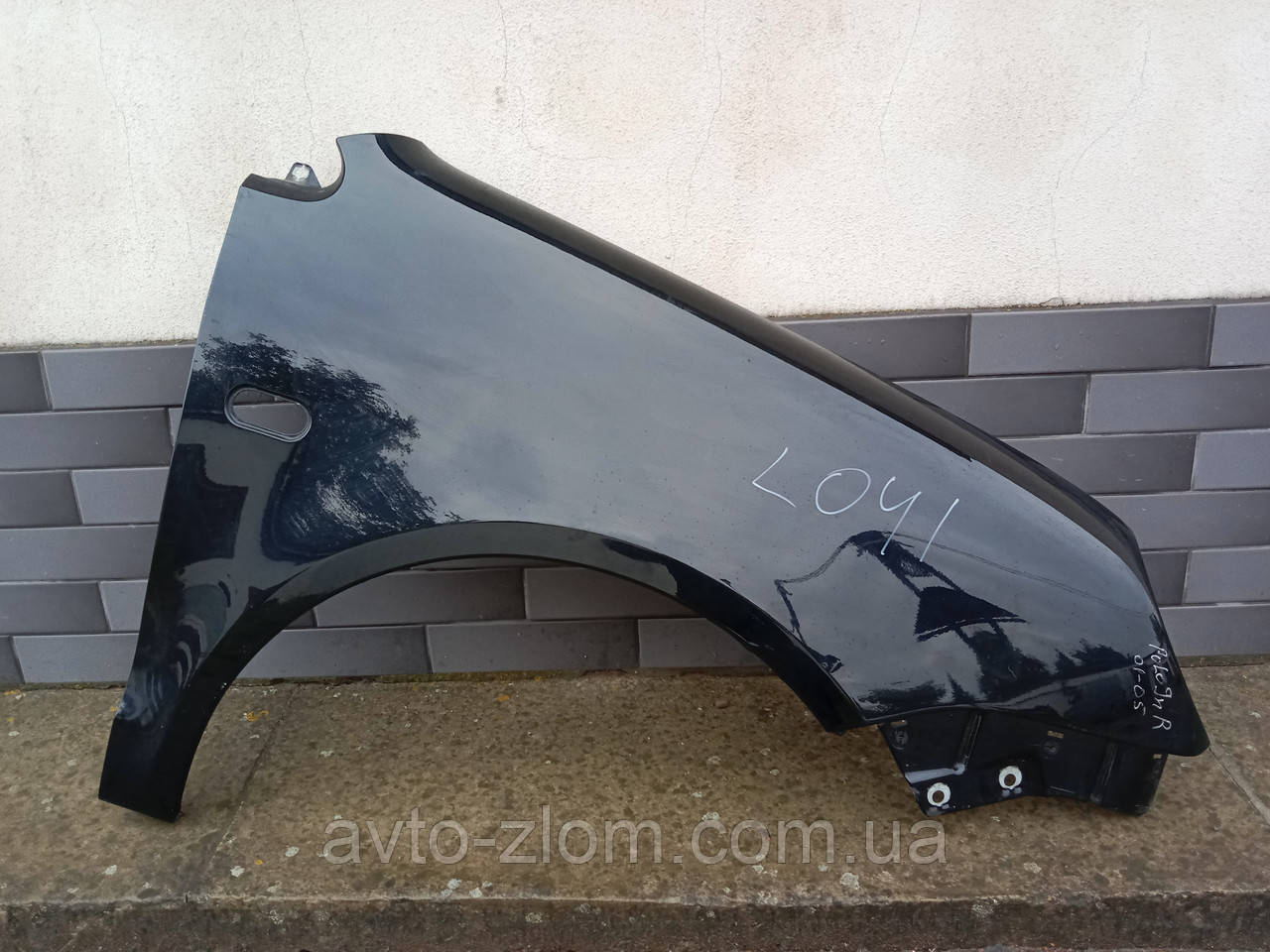 Крило переднє праве Volkswagen Polo 9N, Поло. 2001 - 2005. L041., фото 1