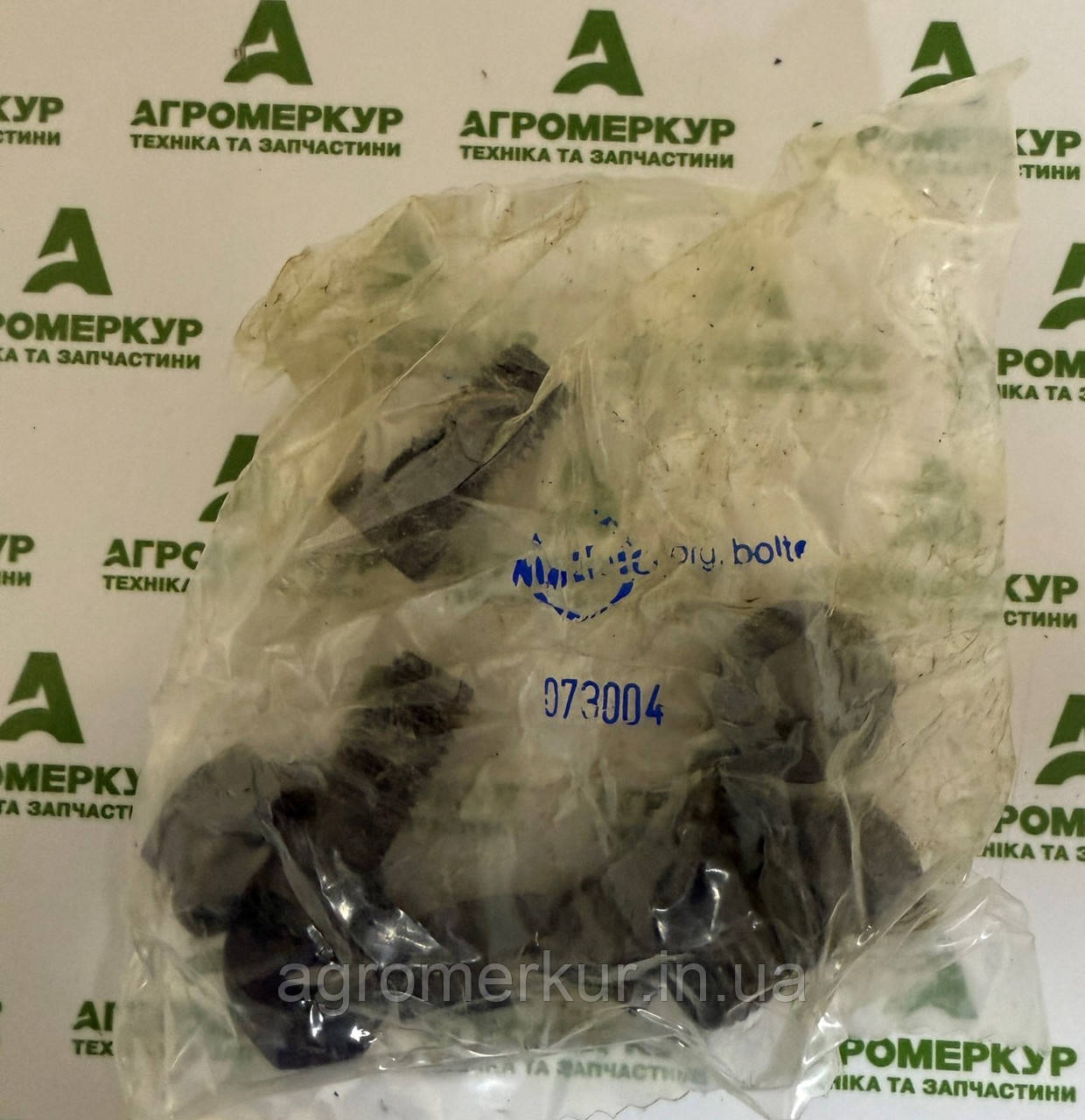 Болт з гайкою KK013332R Kvernrland