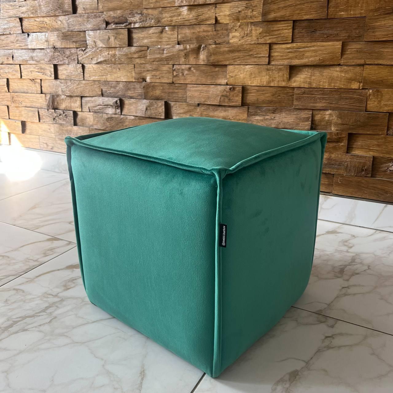 Декоративний квадратний пуф із смарагдового велюру топ h44 см, фото 1