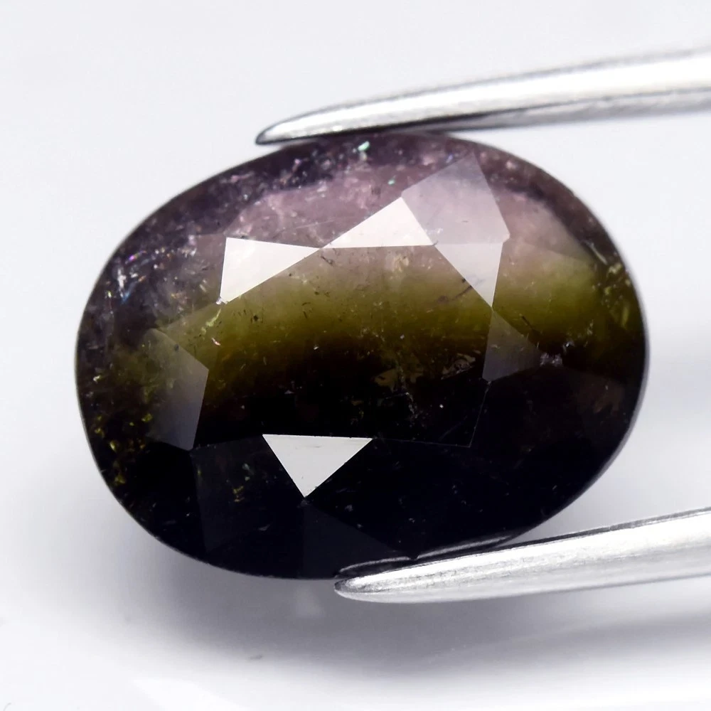 2.85 кт. Природний турмалін біколор Танзанія