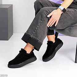 Зручні чорні уги автоледі натуральна замша підйом на гумці 39