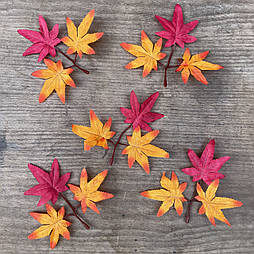 Штучне листя клена потрійне 12.5см 20 шт. в упаковці