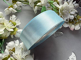 Атласна стрічка 2,5 см, 25 ярд (близько 23 м), блакитного кольору оптом