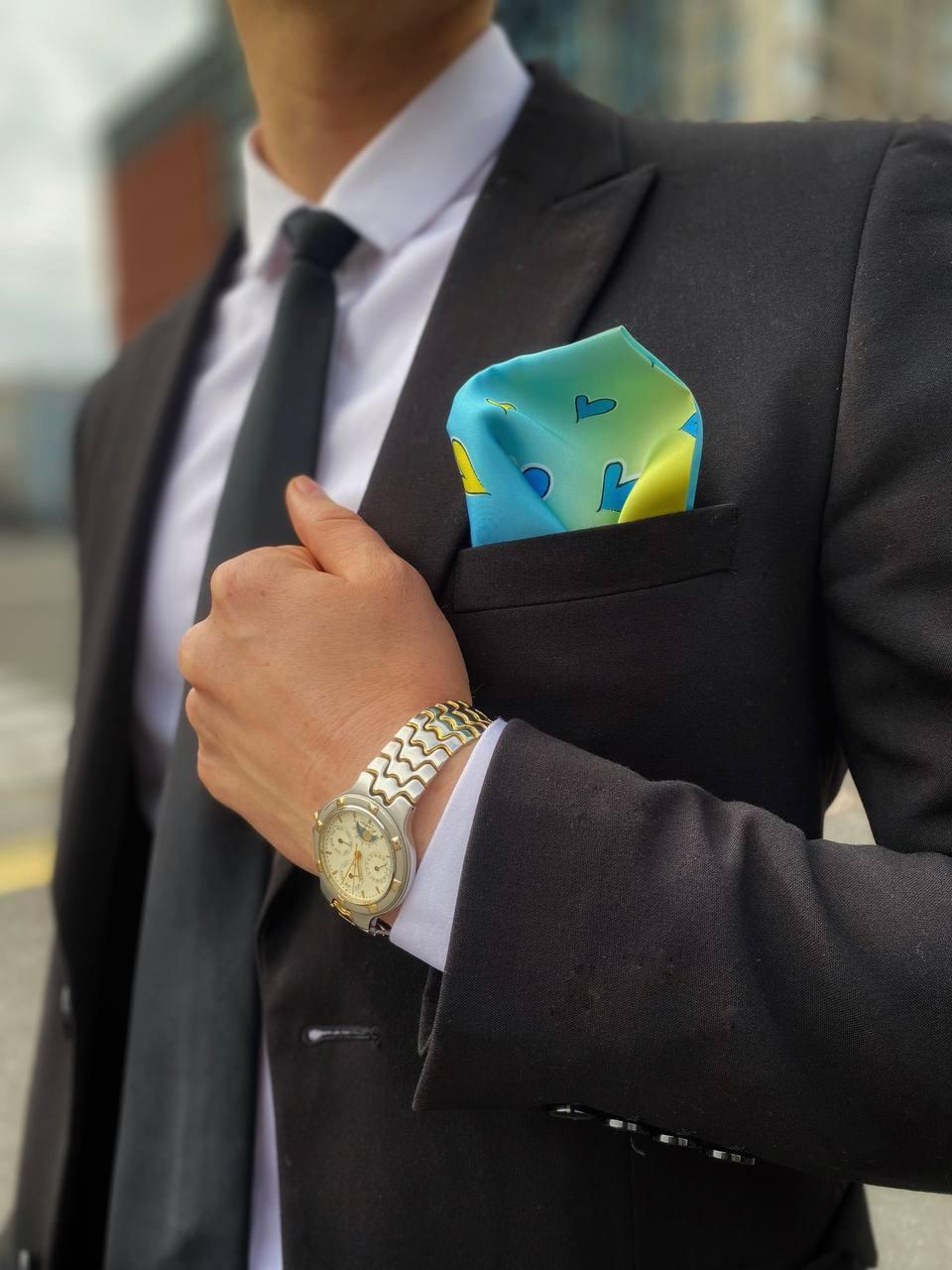 Чоловіча дизайнерська хустка-Паше "З Украіною в серці" нагрудна хустка для костюма від My scarf, фото 1