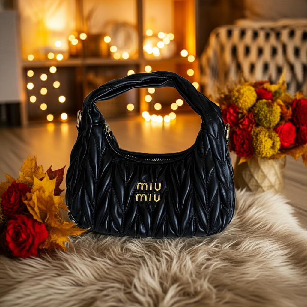 Жіноча сумка Miu Miu Wander Matelassé Nappa Leather Чорний, фото 1
