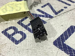 Роз'єм блока вимикачів центральної консолі Mercedes W221, W164, W204 A0375456328