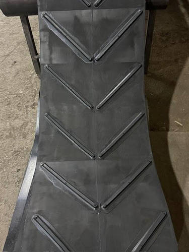 Стрічка транспортера 600-3-3/1 ТК-200 з шевроном ялинка Н-10 мм