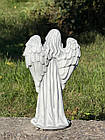 Скульптура дівчинки з крилами, бетонний Ангел дівчинка на пам’ятник воїну, Ангел що молиться на могилу 31 см, фото 5