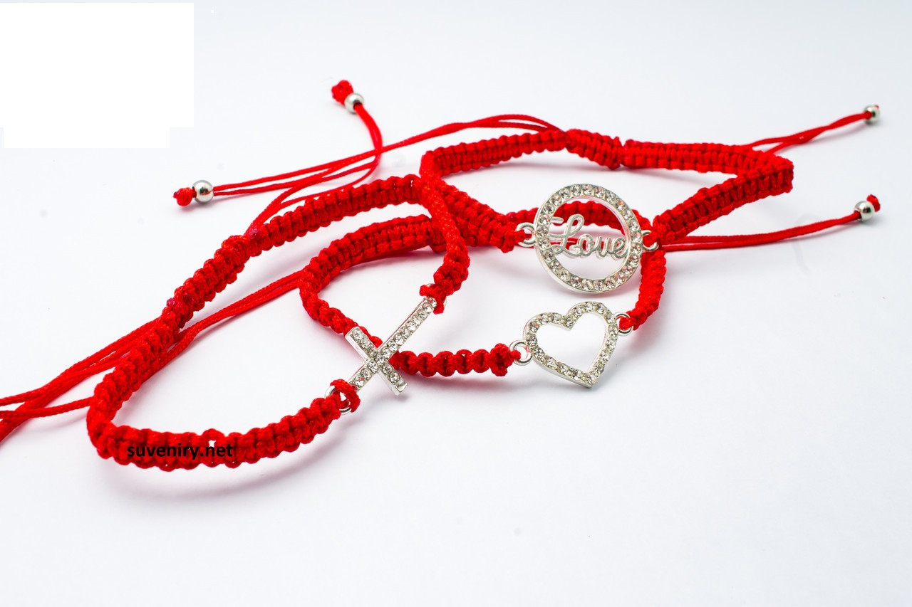 Браслет оберіг червона нитка з різними кулонами