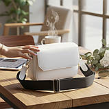 Маленька жіноча сумочка клатч крос боді через плече з екошкіри біла сумка з широким плечовим ременем, фото 7