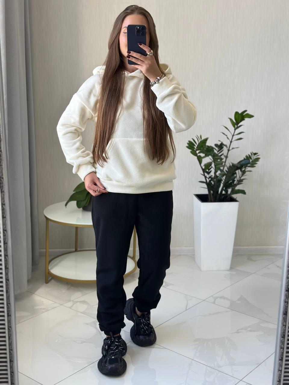 Стильний жіночий спортивний костюм на флісі - худі та джогери (Розмір S, M, L), Молочний, фото 1