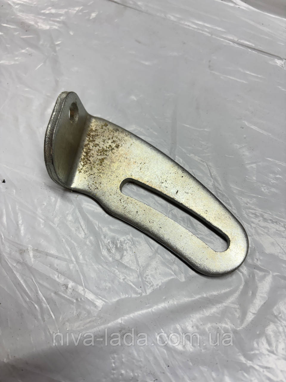 Планка генератора натяжна Нива 21214, фото 1