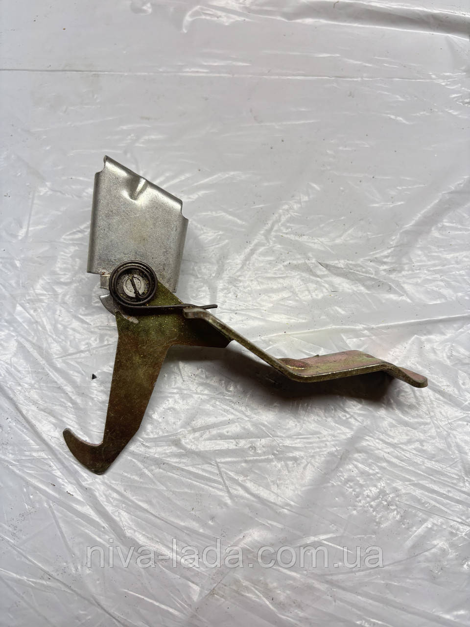 Замок капота (гачок) Ніва-Шевроле, фото 1