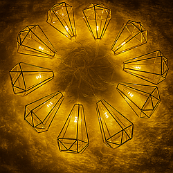 Новорічна світлодіодна гірлянда "Кристал", металеві фігурки 10 шт золотисте тепле світло живлення від мережі