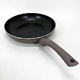 Сковорода з антипригарним покриттям внутрішньої поверхні, Сковорода зручна на кухню WV-93, фото 6