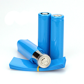 100 шт синьої термозбіжної ПВХ плівки для батарей 18650 для захисту батарей від пошкоджень.