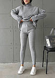 Вязаний теплий жіночий костюм лосіни і туніка з комірцем світло-сірий, фото 2