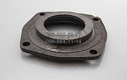 Кришка рукава напівоси заднього моста МТЗ 50-2407028