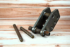 Довантажувач пластини МТЗ, мех. Зварений 16мм на 3 отв. короткий (до-т 2шт) з пальцями