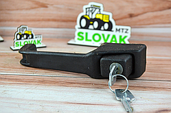 Ручка дверей правая МТЗ-80/82/892 у зборі з ключем (кат. 80-6105300-А1) Оригинал