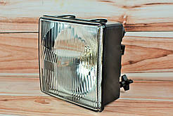 ФАРА ПЕРЕДНЯ ФГ-308 (МТЗ, ЮМЗ-6, Т-40) ПЛАСТМАСОВИЙ КОРПУС