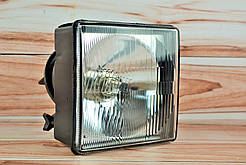 Фара передня ФГ-308 (МТЗ, ЮМЗ-6, Т-40) пластмасовий корпус (без лампочки)