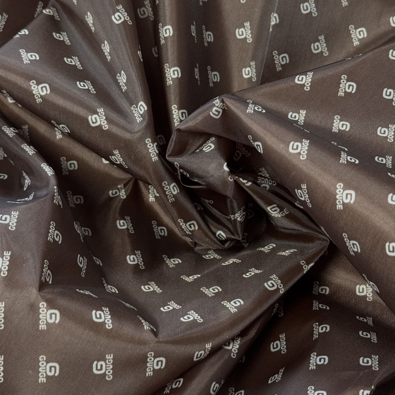 Підкладка пе, букви на шоколадному фоні, фото 1