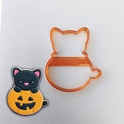 Вирубка пластикова Кіт на гарбузі для пряника