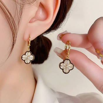 Сережки підвіски формі квітки конюшини декоровані штучним цирконієм