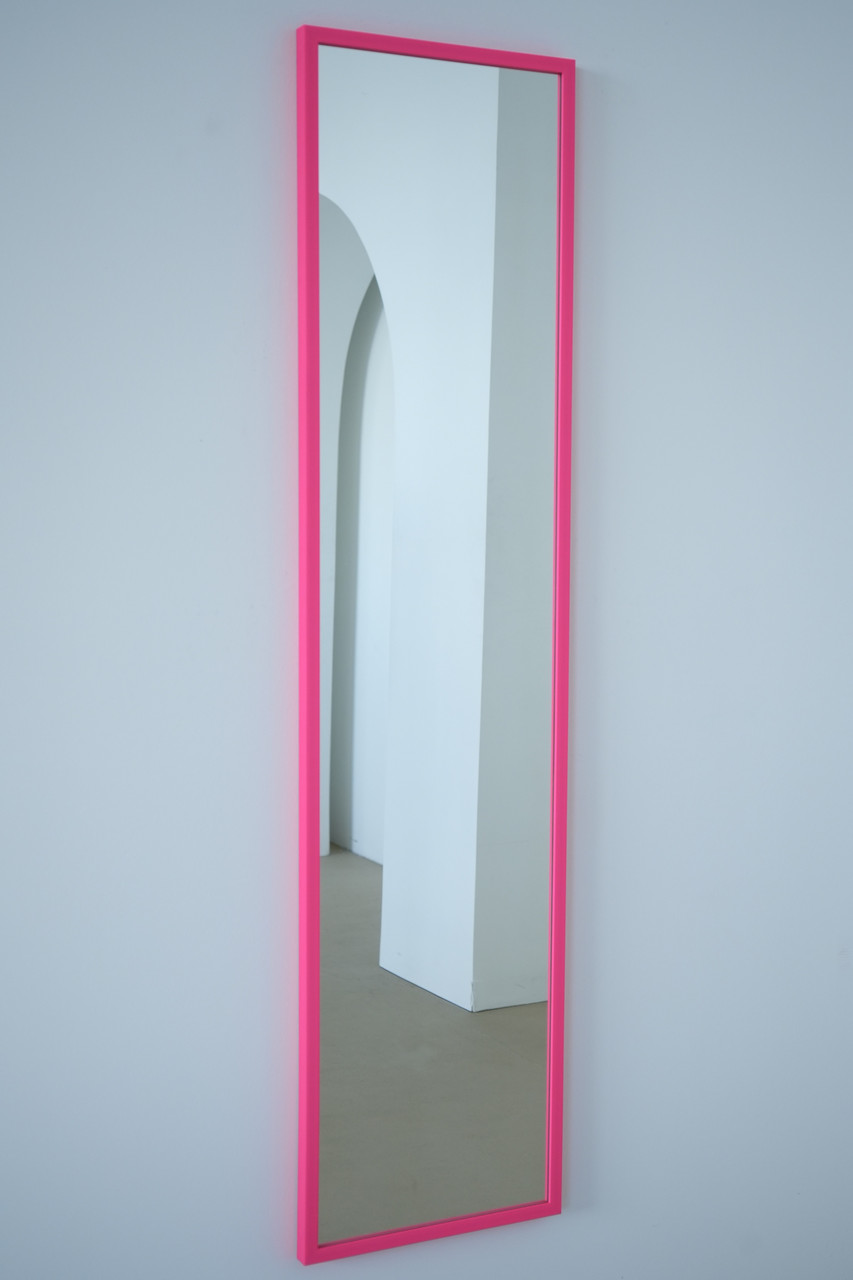 Настінне дзеркало на повний зріст в рамі 165*40 рожеве, фото 1