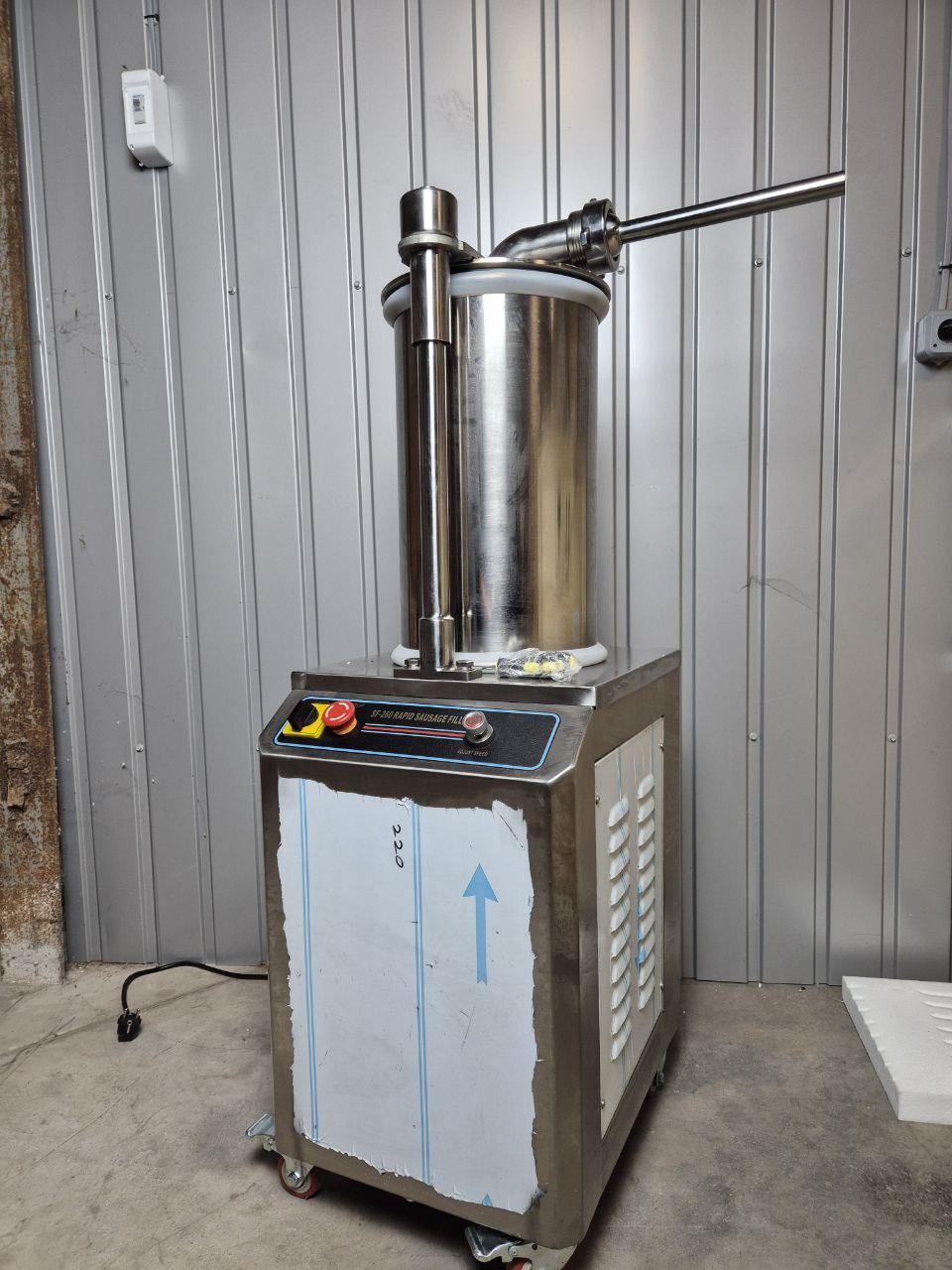 Шприц для колбас гидравлический Vektor SF260 (1100 W) 25литров, фото 1