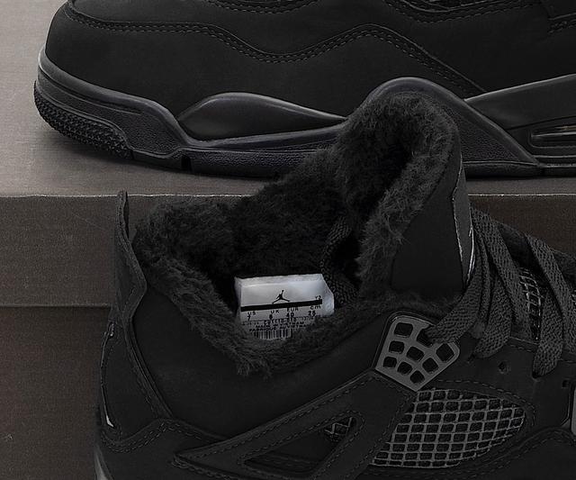 Jordan 4 Black cat з хутром