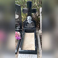 Крест из гранита на могилу 1