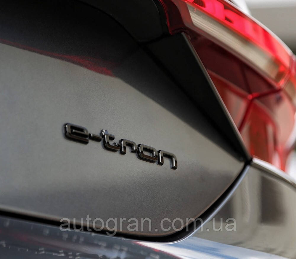Емблема на кузов Audi e-tron etron чорна, фото 1