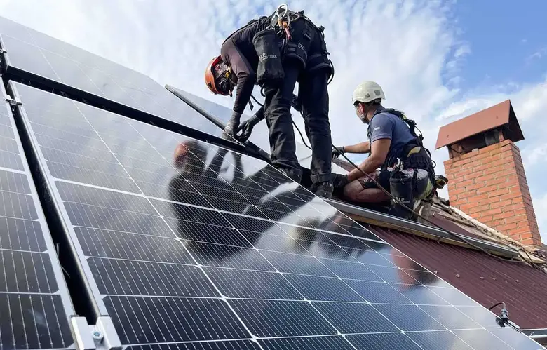 Типові помилки при монтажі сонячних панелей і як їх уникнути 