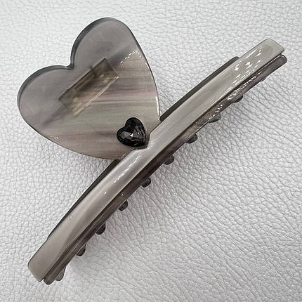 Краб для волос пластик акрил с сердечком серого цвета с перламутром и кристаллом длина 11 см ширина 4.5 см, фото 1