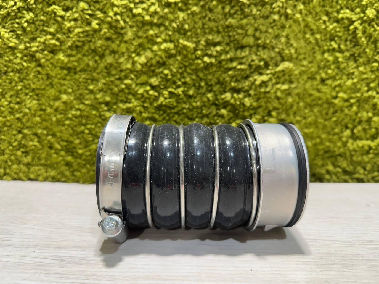 Нова трубка інтеркулера патрубок BMW X1 E84 2009-2015 Патрубок інтеркулера БМВ Х1 Е84 7588283, фото 1