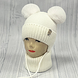 М 89077 Комплект для дівчинки: шапка з помпонами і вушками  "2 серця" і баф, 2-6 років, різні кольори, фото 2
