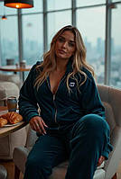 Жіночі костюми велюр