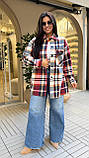 Тепла вільна жіноча сорочка в червону карту з флісу батал, фото 3