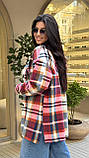 Тепла вільна жіноча сорочка в червону карту з флісу батал, фото 4