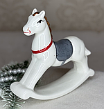 🤍Декоративна статуетка порцеляновий Кінь-гойдалка 14х15х4 см Білий, фото 2