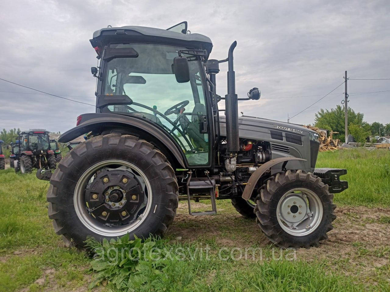 Трактор СКАУТ TB-904С з кондиціонером Модельний ряд 2025, фото 1