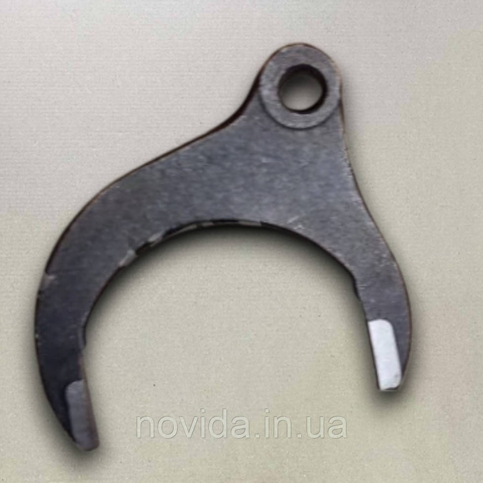 Вилка перемикання 1-передавання та заднього ходу 433160-1702024