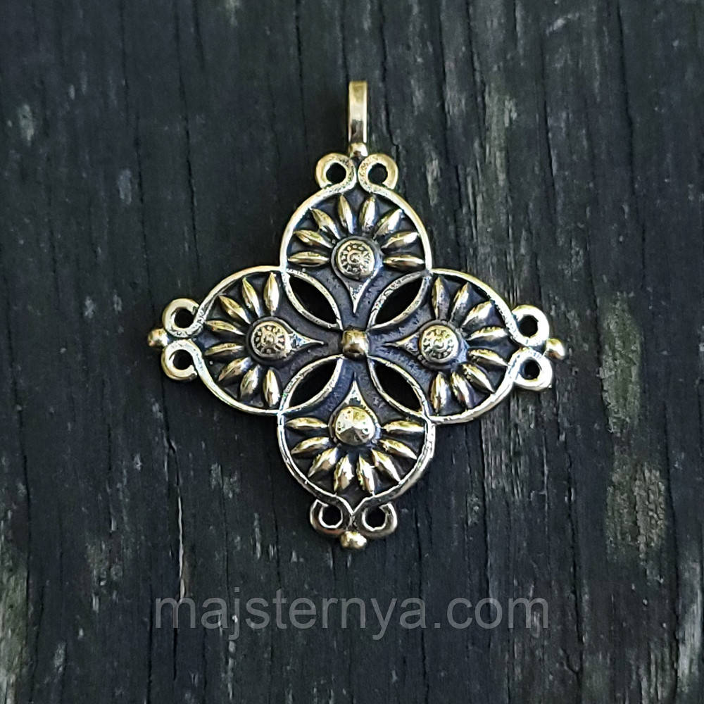 Хрестик латунний M034 - литий хрестик з квітковими формами для зґарди або ланцюжка